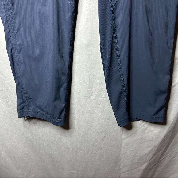 Lululemon Dance Studio Mid Rise Cropped Pant navy size 6 - Picture 5 of 12